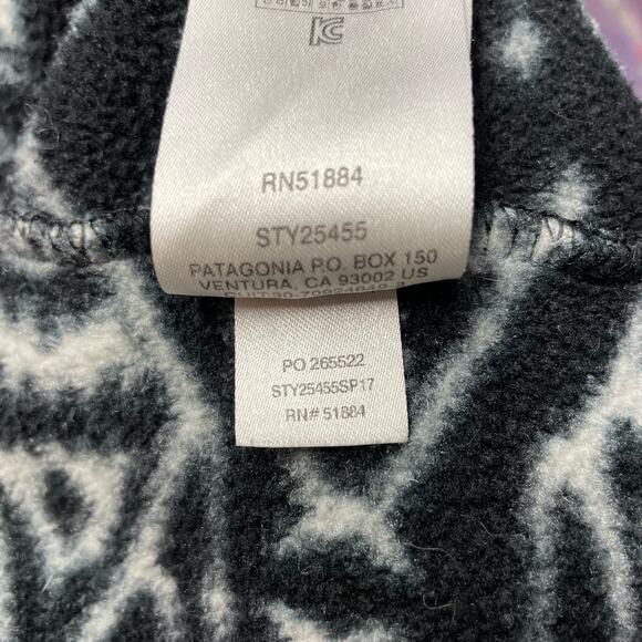 Patagonia Big Fish Ikat Print Synchilla Fleece Pullover Black White Hot Pink S - Picture 8 of 8